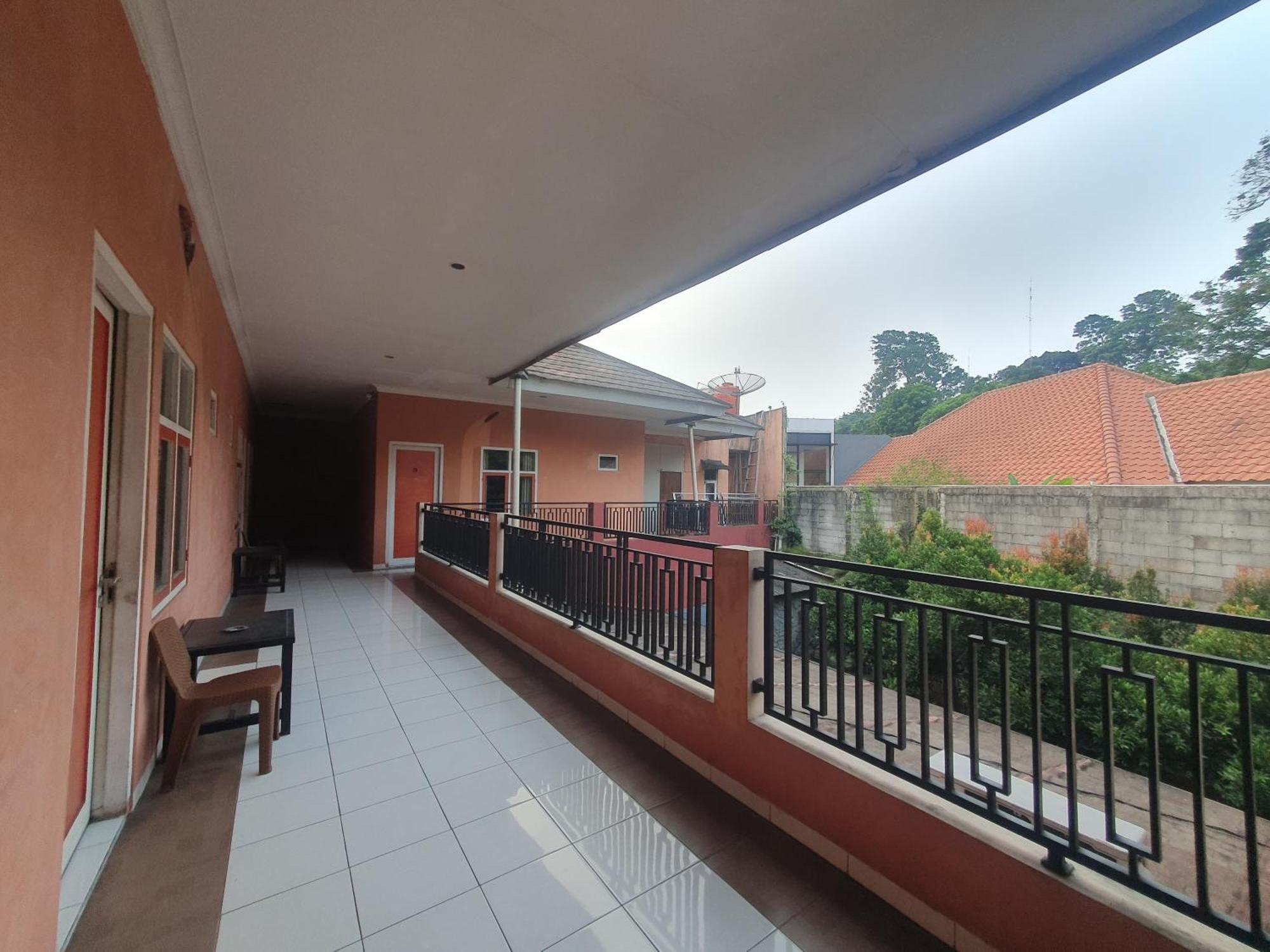 Ruang Tidur At Dpalma Bogor Hotel Ngoại thất bức ảnh